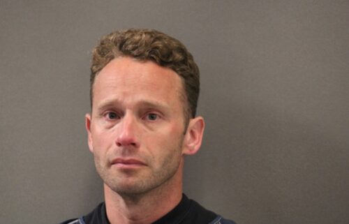 A Minnesota labor union manager has been charged after he allegedly made threats of violence toward the State Capitol.