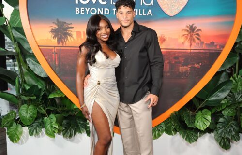 Recent rumors surrounding JaNa Craig (left) and Kenny Rodriguez of "Love Island USA" have sparked conversation around phone snooping.
